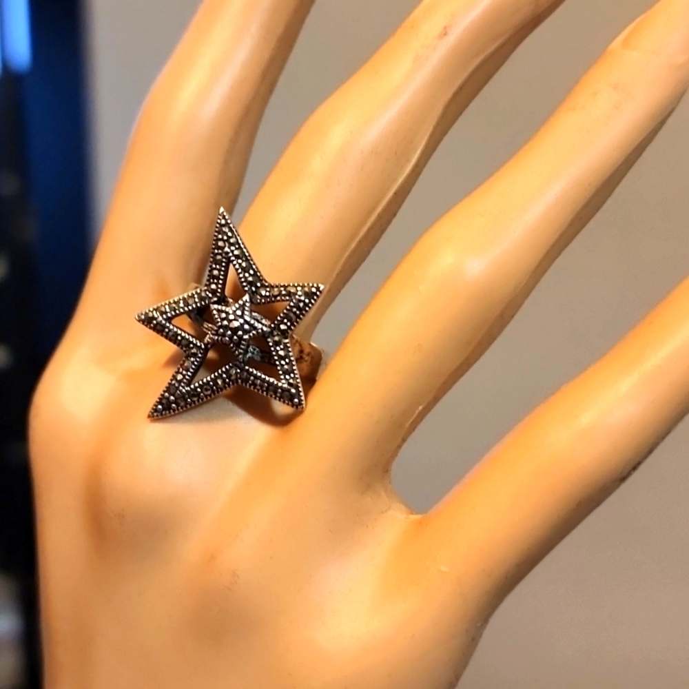 Marcasite Sterling Silver Star Sz 7